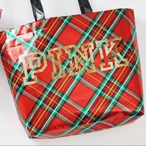 NWT Pink Holiday 2019 limited edition tote